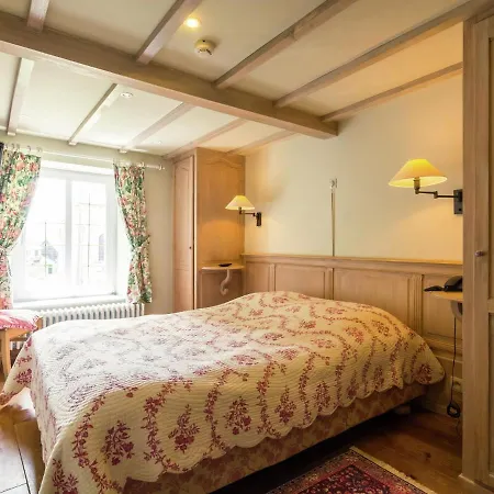 Ferienhaus Vintage Holiday With Swimming Pool In Hubert