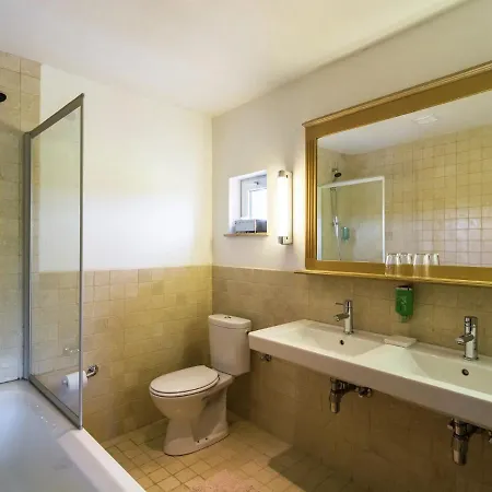Vintage Holiday With Swimming Pool In Hubert