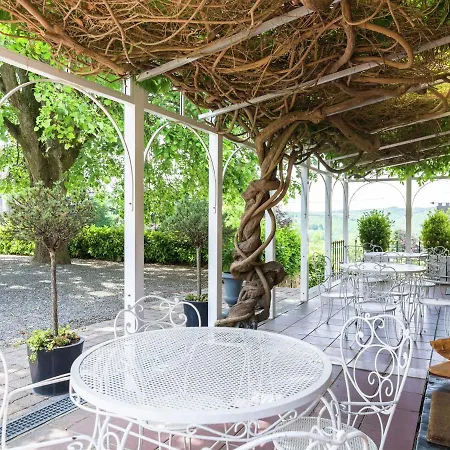 Vintage Holiday With Swimming Pool In Hubert Ferienhaus *