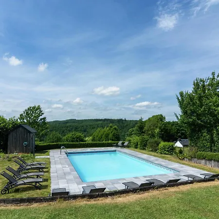 Ferienhaus Vintage Holiday With Swimming Pool In Hubert